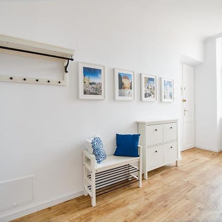 Spacious Riverviews Apartment Near Piata Unirii Oradea Exteriér fotografie